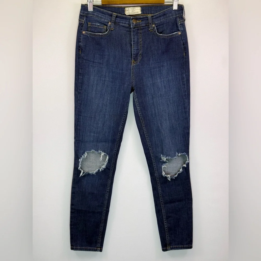 Free People Busted Knee High Rise Skinny Women's Dark Wash Jeans Size 29